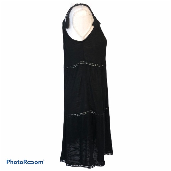 Elegant Black Halter Swim Dress - Picture 5 of 11